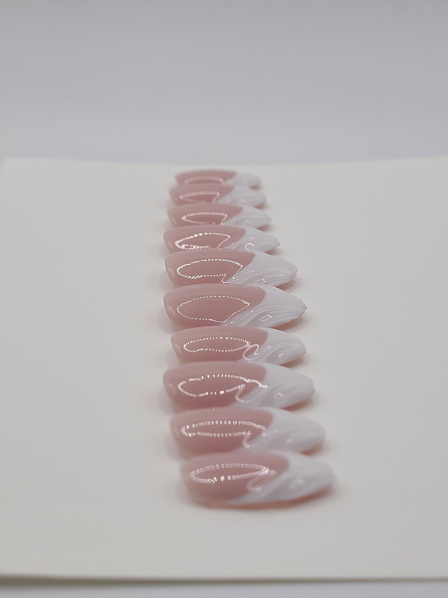 Sculpted Ivory (10 pieces, Medium Almond Press on Nails)