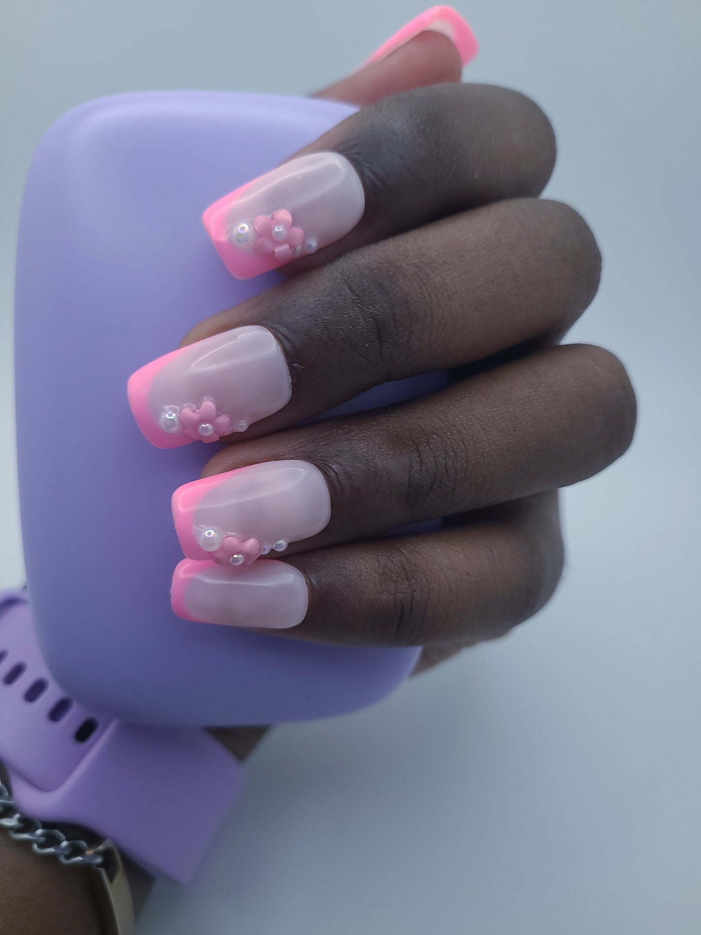Blush Bloom (14 pieces, Short Square Press on Nails)