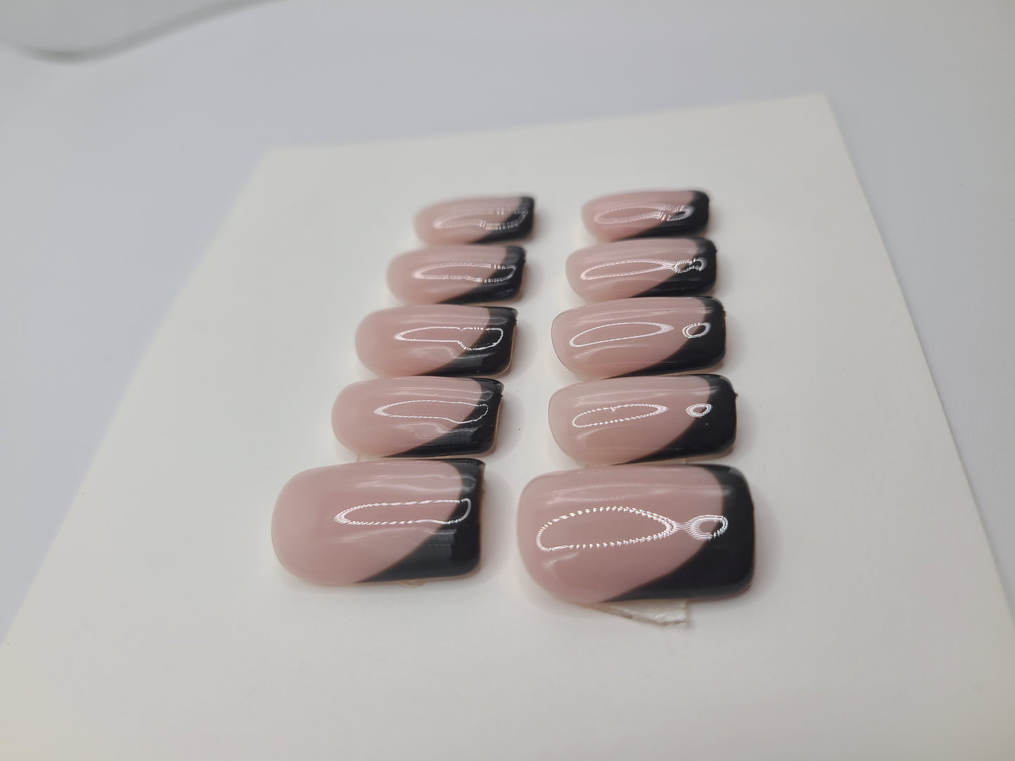 Midnight Veil (10 pieces, Short Square Press on Nail)