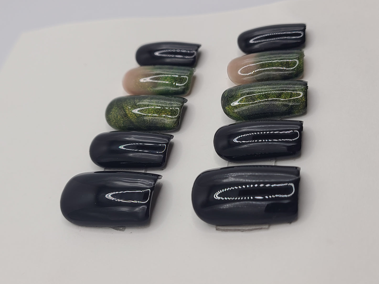 Emerald Noir (10 pieces, Short Square Press on Nails)