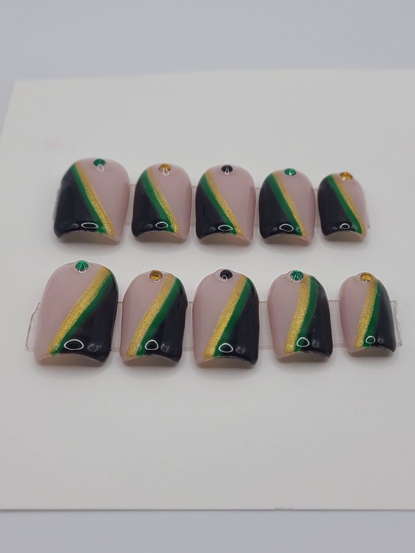 How do you know I'm Jamaican? (10 Pieces Short Square Press On Nails)