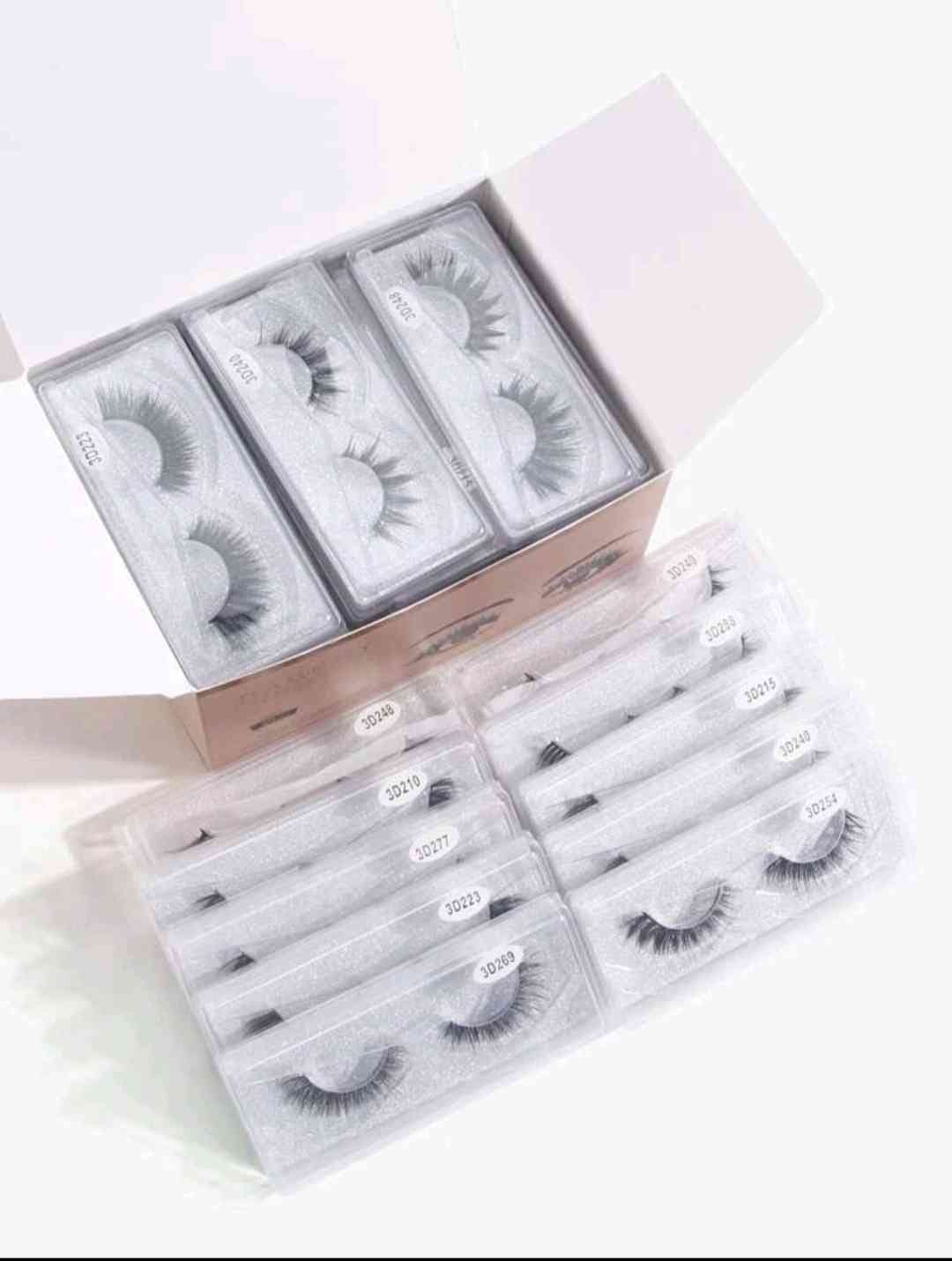 Lashes