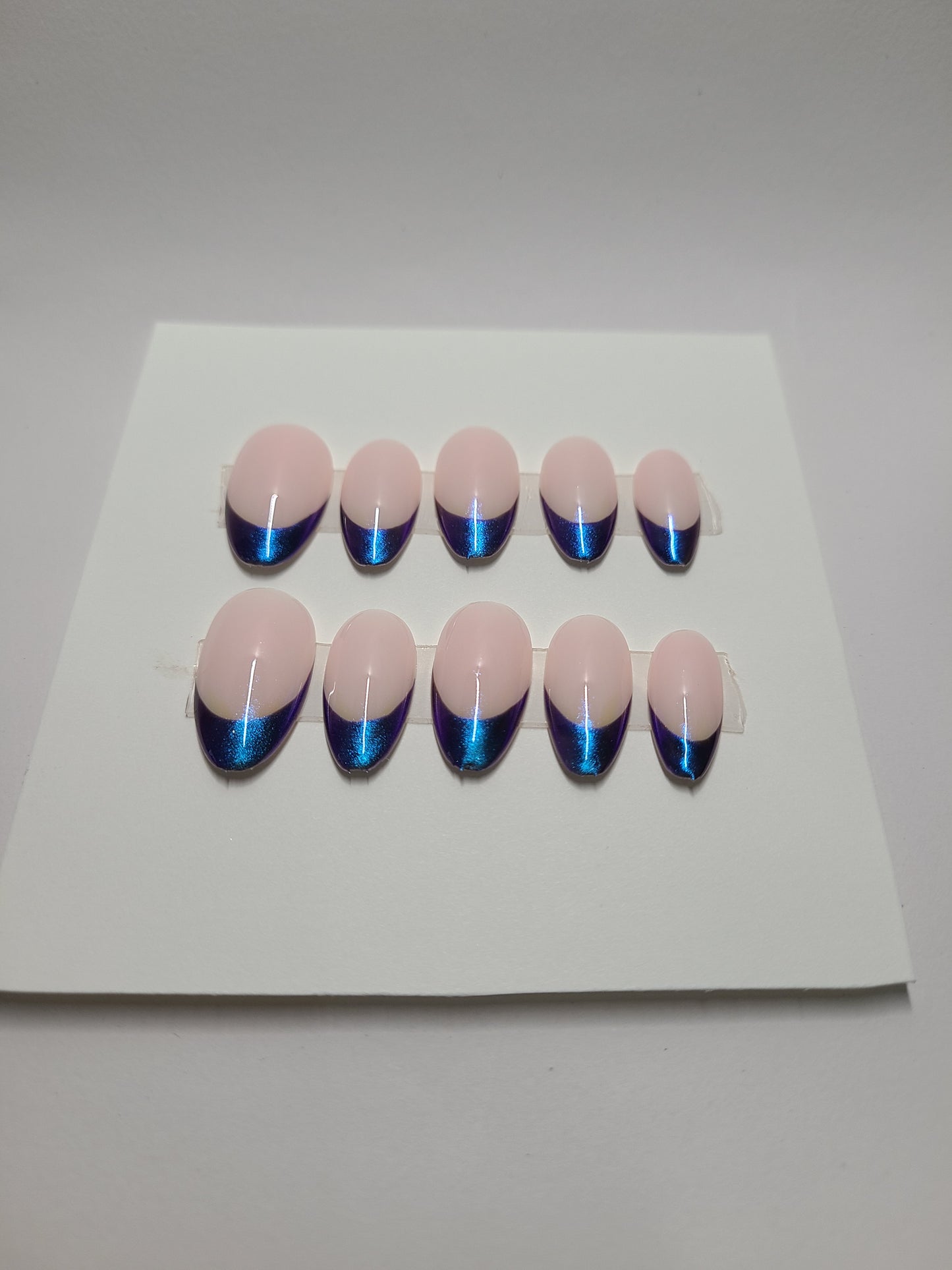 Reflective blue and purple chrome French. Medium Almond, (14 pieces) Press-On Nails including Prep Kit (PN000096)