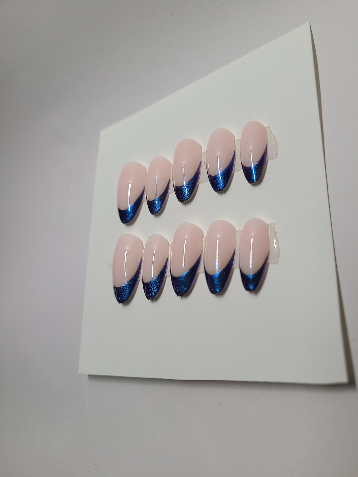 Reflective blue and purple chrome French. Medium Almond, (14 pieces) Press-On Nails including Prep Kit (PN000096)