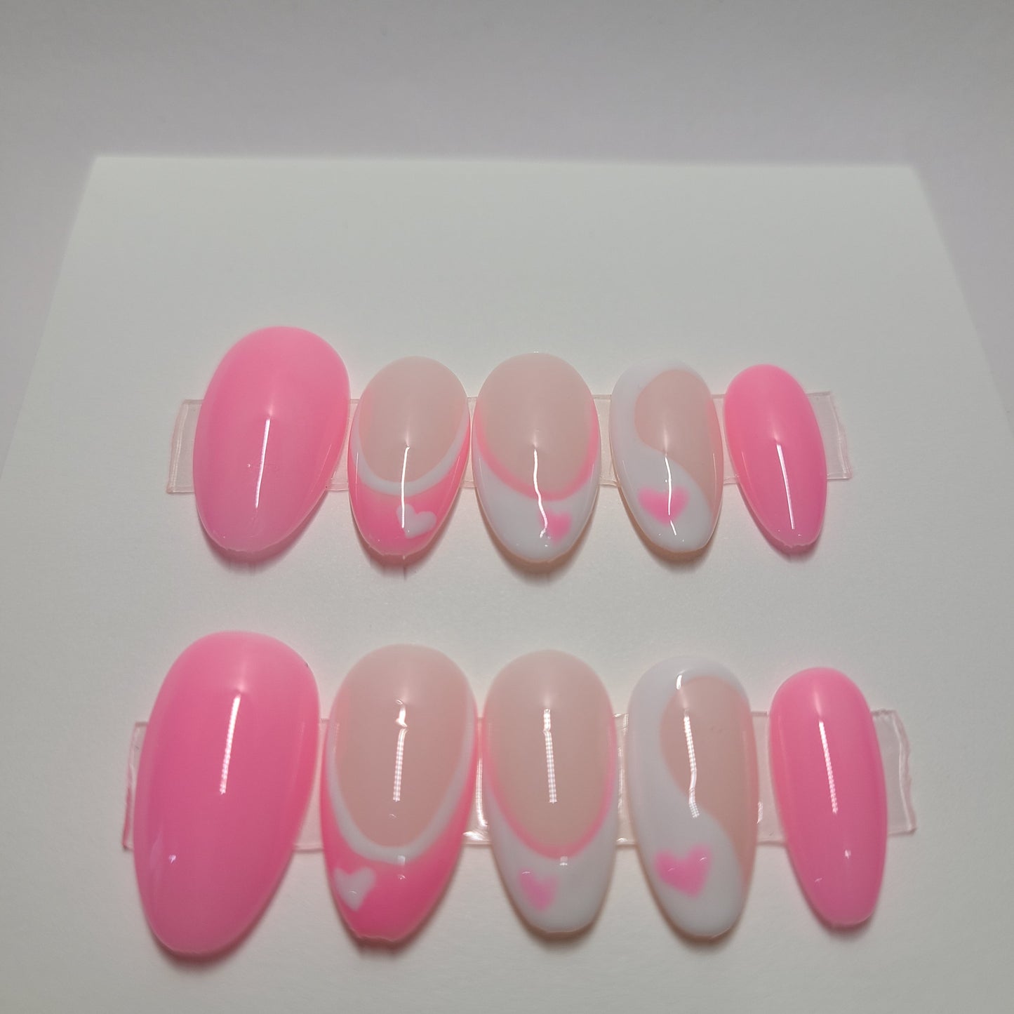 Pink and white multi-design with hearts. Medium, Medium Almond, (24 pieces) Press-On Nails including Prep Kit (PN000093)