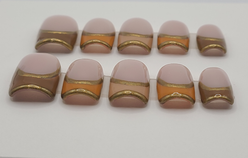 Amber Luxe French Tip  (10 pieces, Short Square Press on Nails)