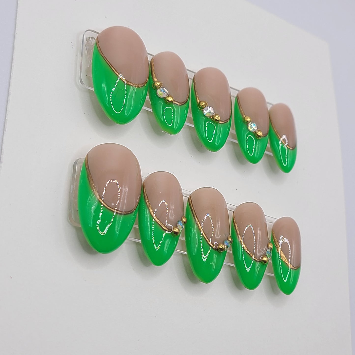 Lime Luxe (10 Pieces, Medium Almond Press On Nails)