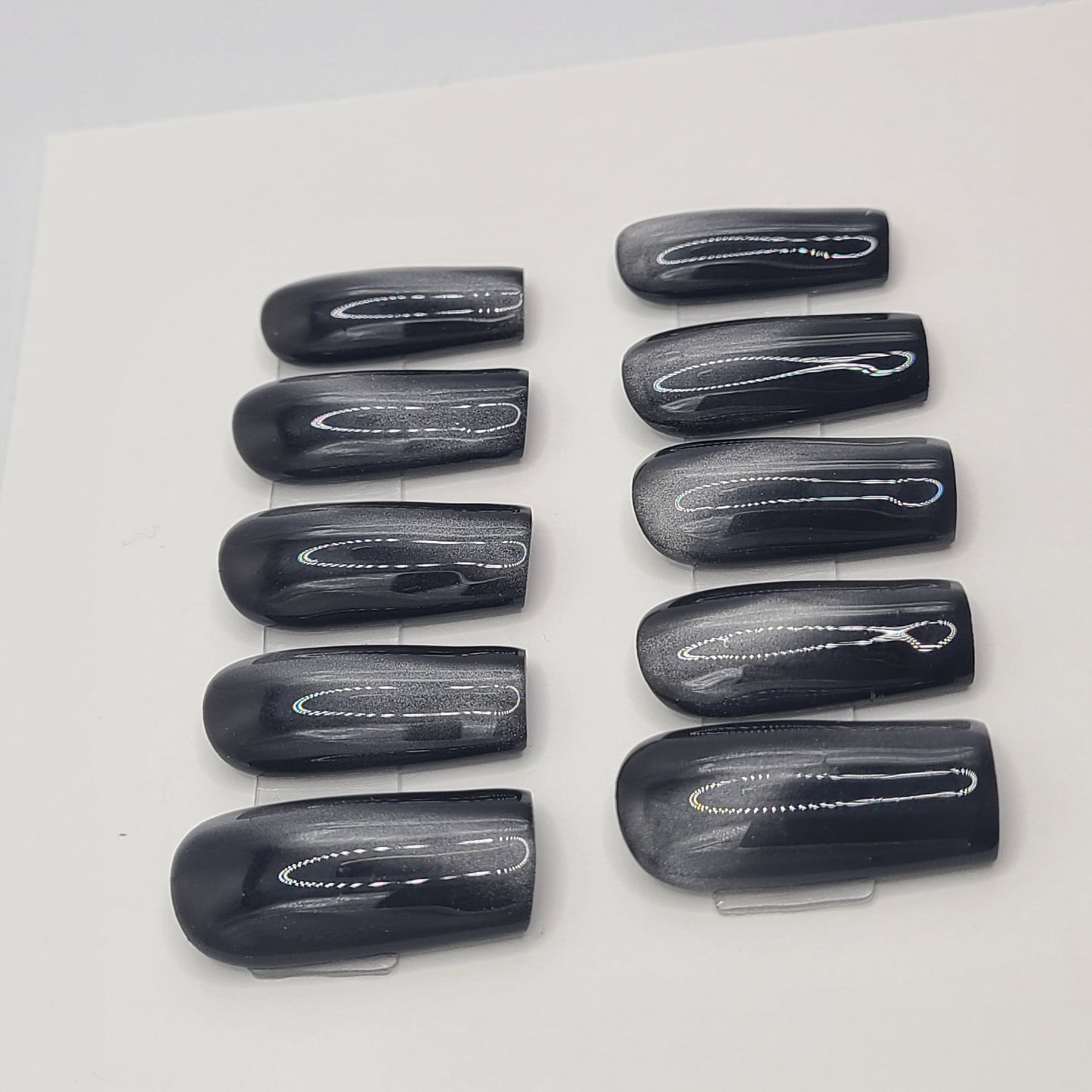 Midnight Cat Eye (20 pieces, Medium Square Press-On Nails)