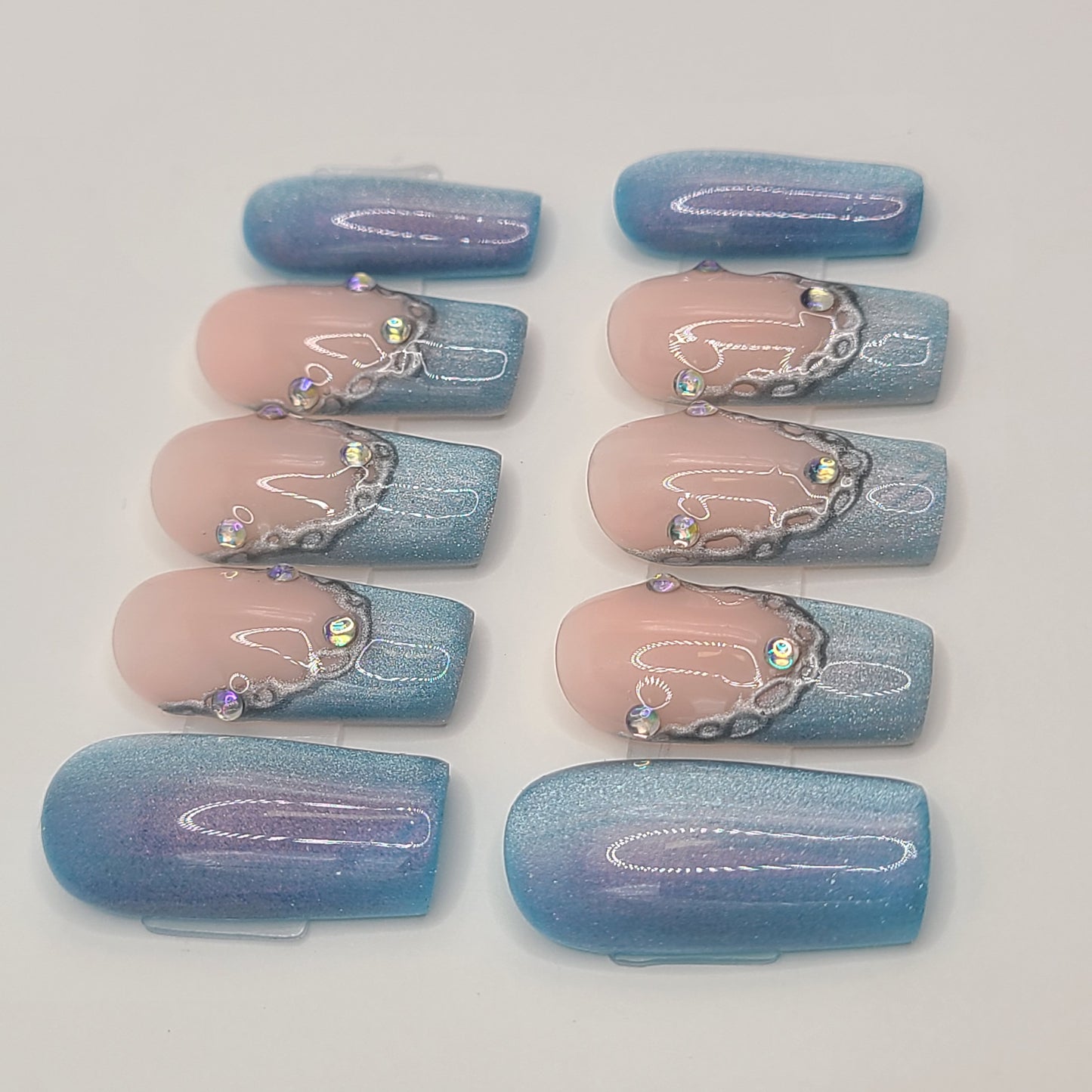 Blue Ice Chain French (20 pieces, Medium Square Press-On Nails)