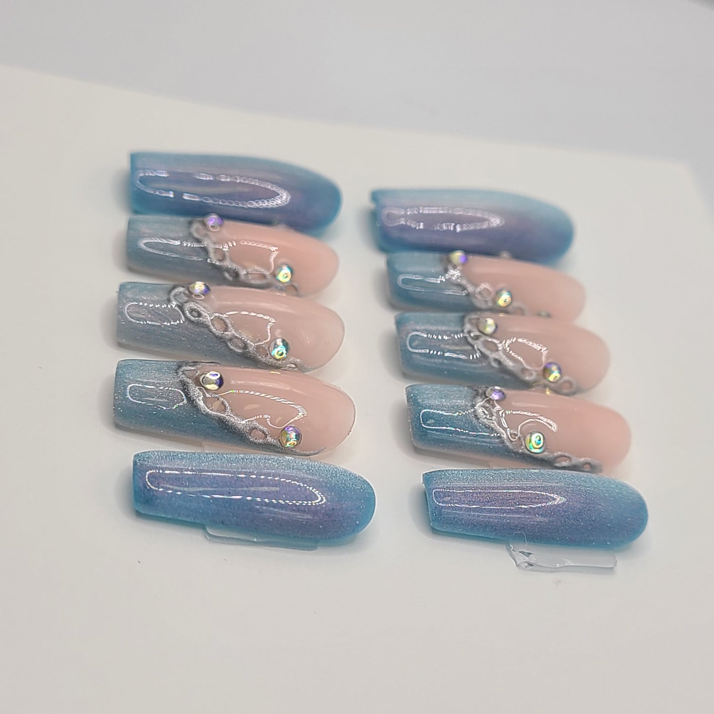 Blue Ice Chain French (20 pieces, Medium Square Press-On Nails)