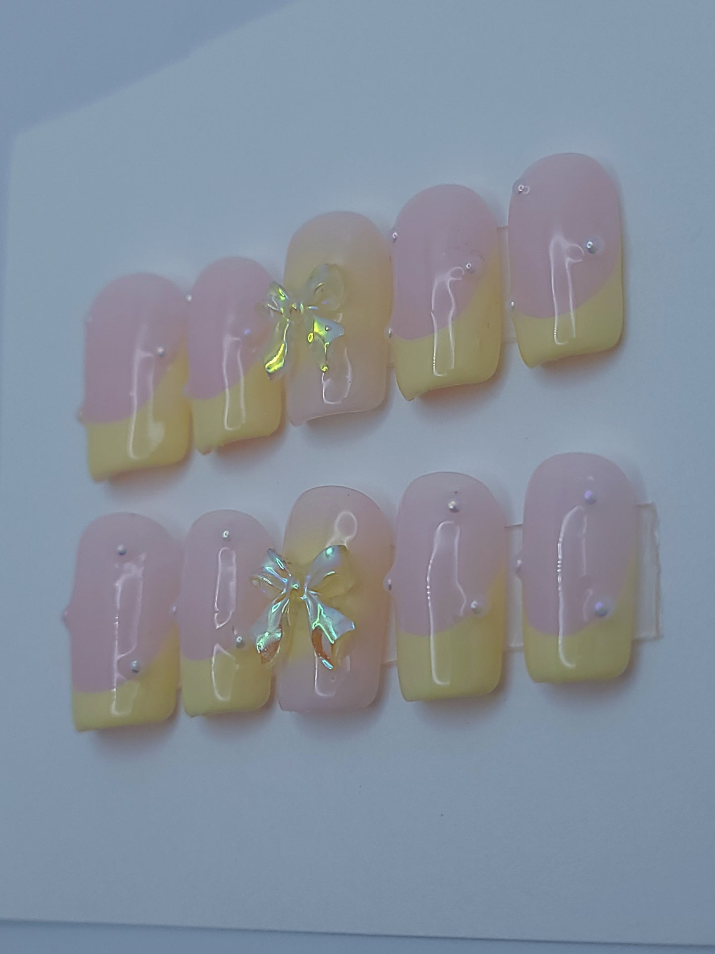 Buttercup Charm (10 pieces, Short Square Press on Nail)