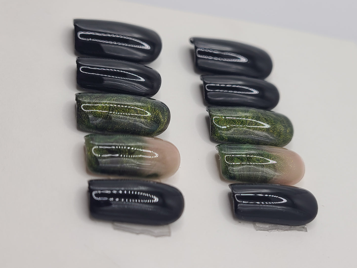 Emerald Noir (10 pieces, Short Square Press on Nails)