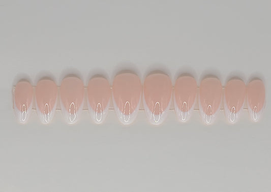 Classic Veil (10 pieces, Medium Almond Press on Nails)