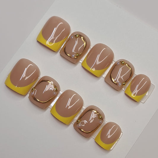 Golden Hour Muse Extra Short Square Press-On Nails