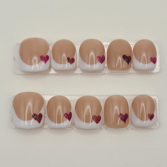 Cupid’s Wink (10 Pieces Press-On Nails)