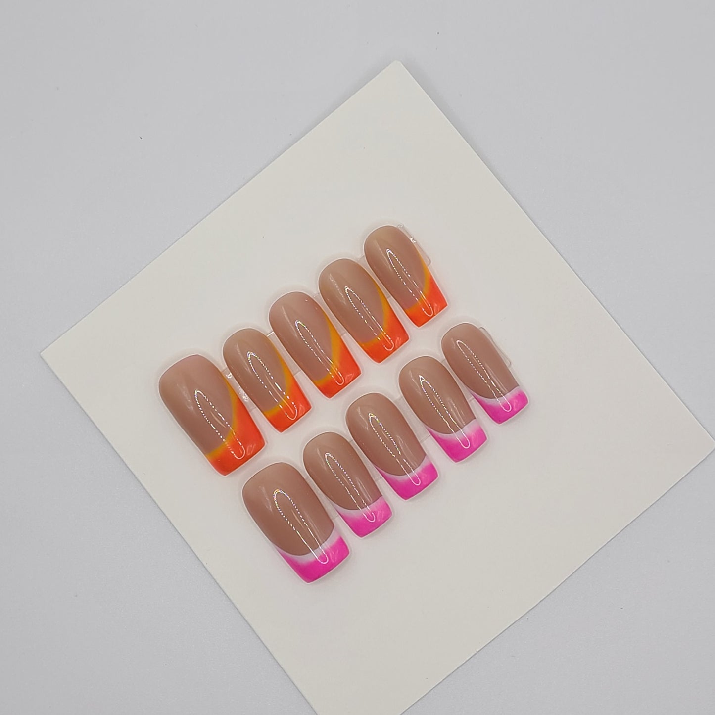 Dual Ombre Side French (20 pieces, Medium Square Press-On Nails)