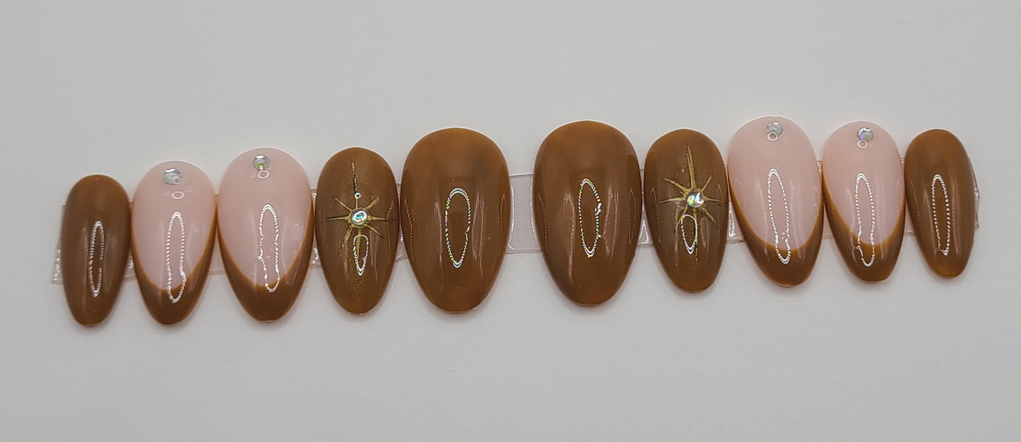 Golden Constellation (10 pieces, Medium Almond Press on Nails)