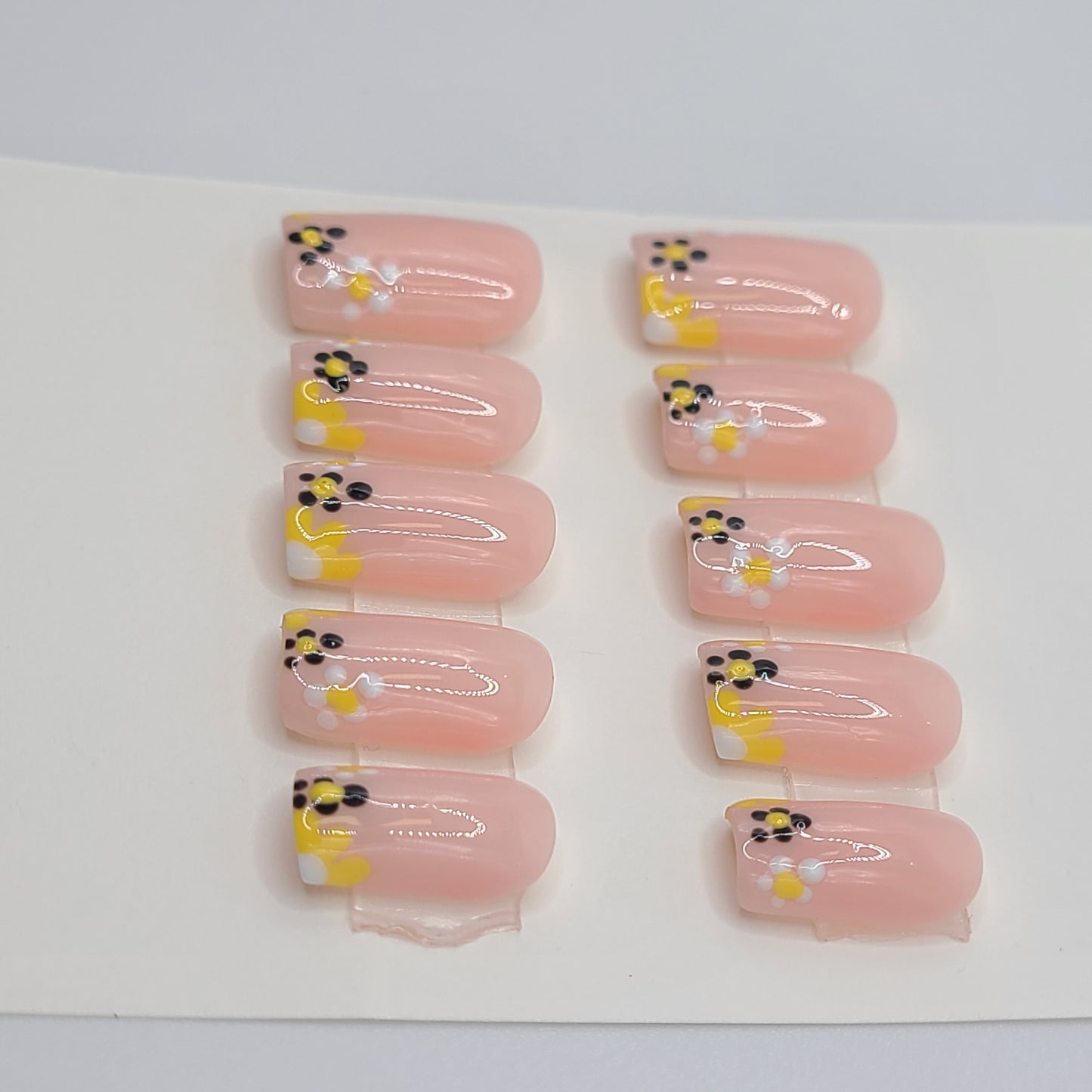 Floral Pop Tips (10 pieces, Short Square Press-On Nails)