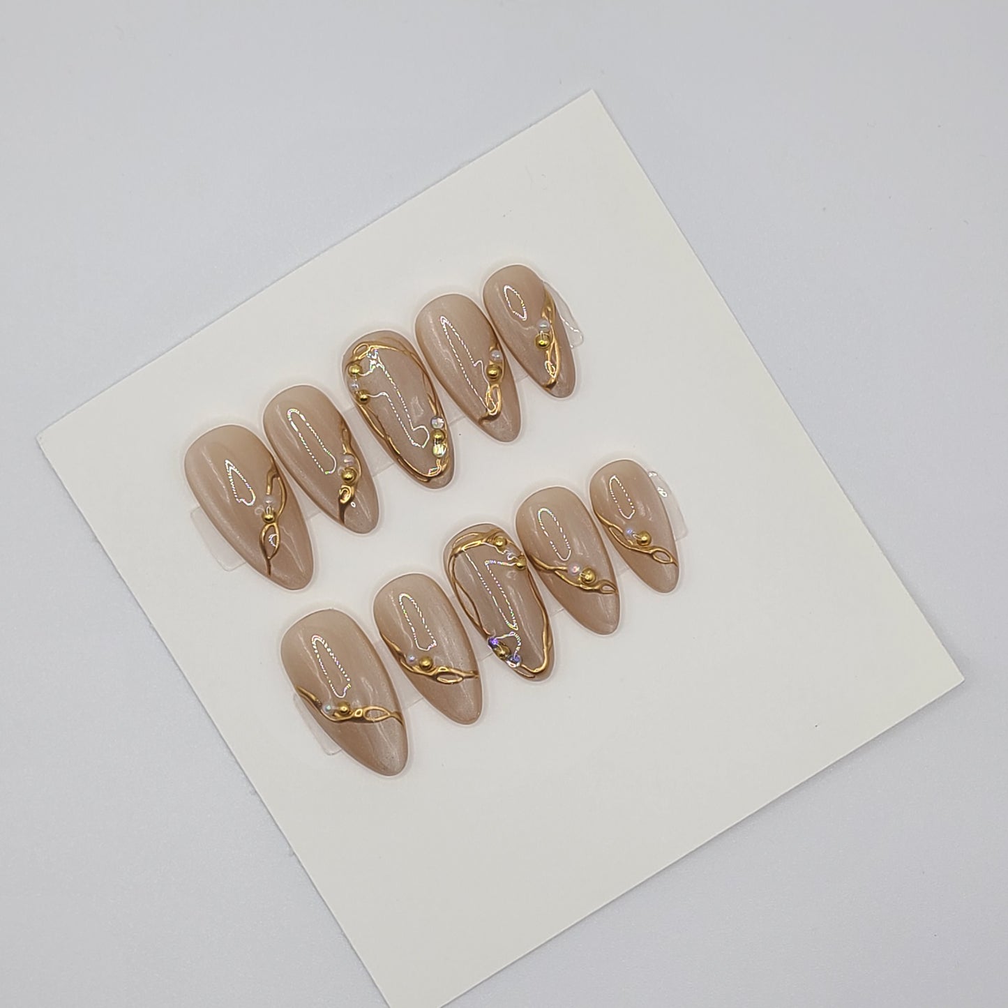 Liquid Treasure Medium Almond Pres-On Nails