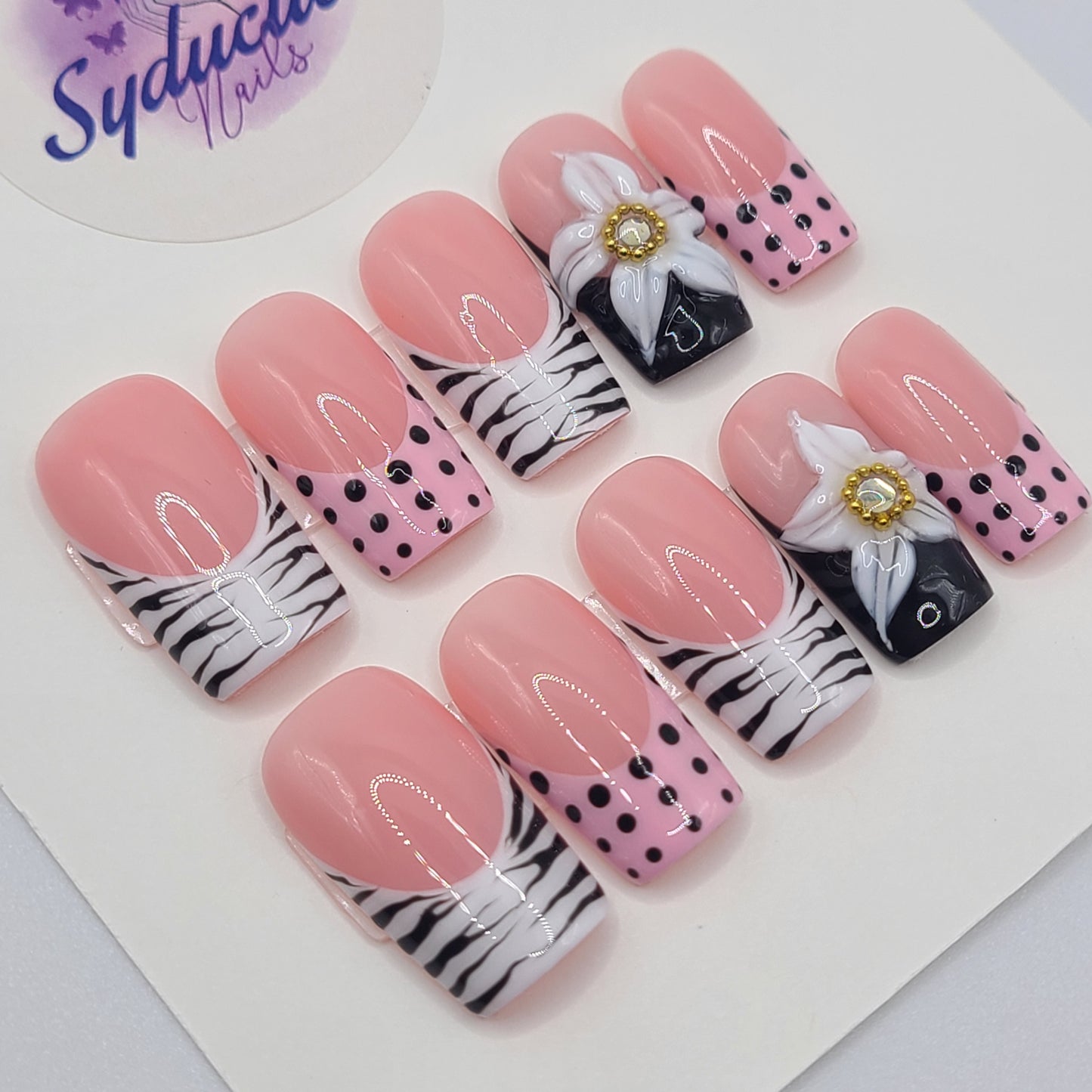 Urban Safari Medium Square Press-On Nails