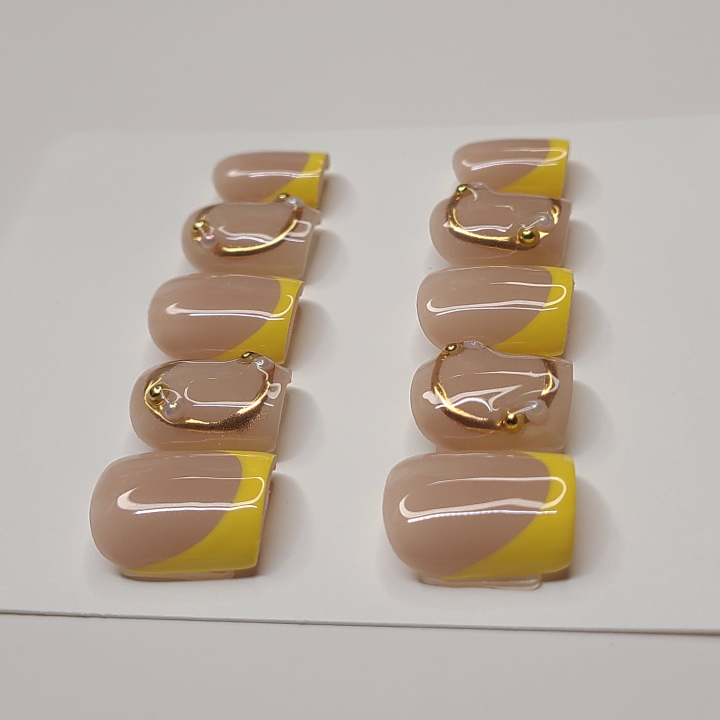 Golden Hour Muse Extra Short Square Press-On Nails