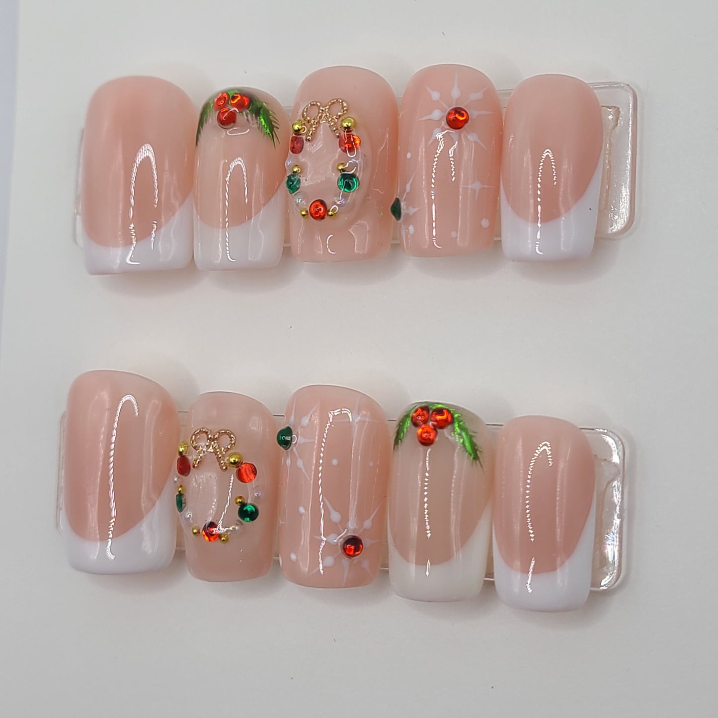 Enchanted Christmas Garden – Luxury Festive (10 Piece Press-On Nails)