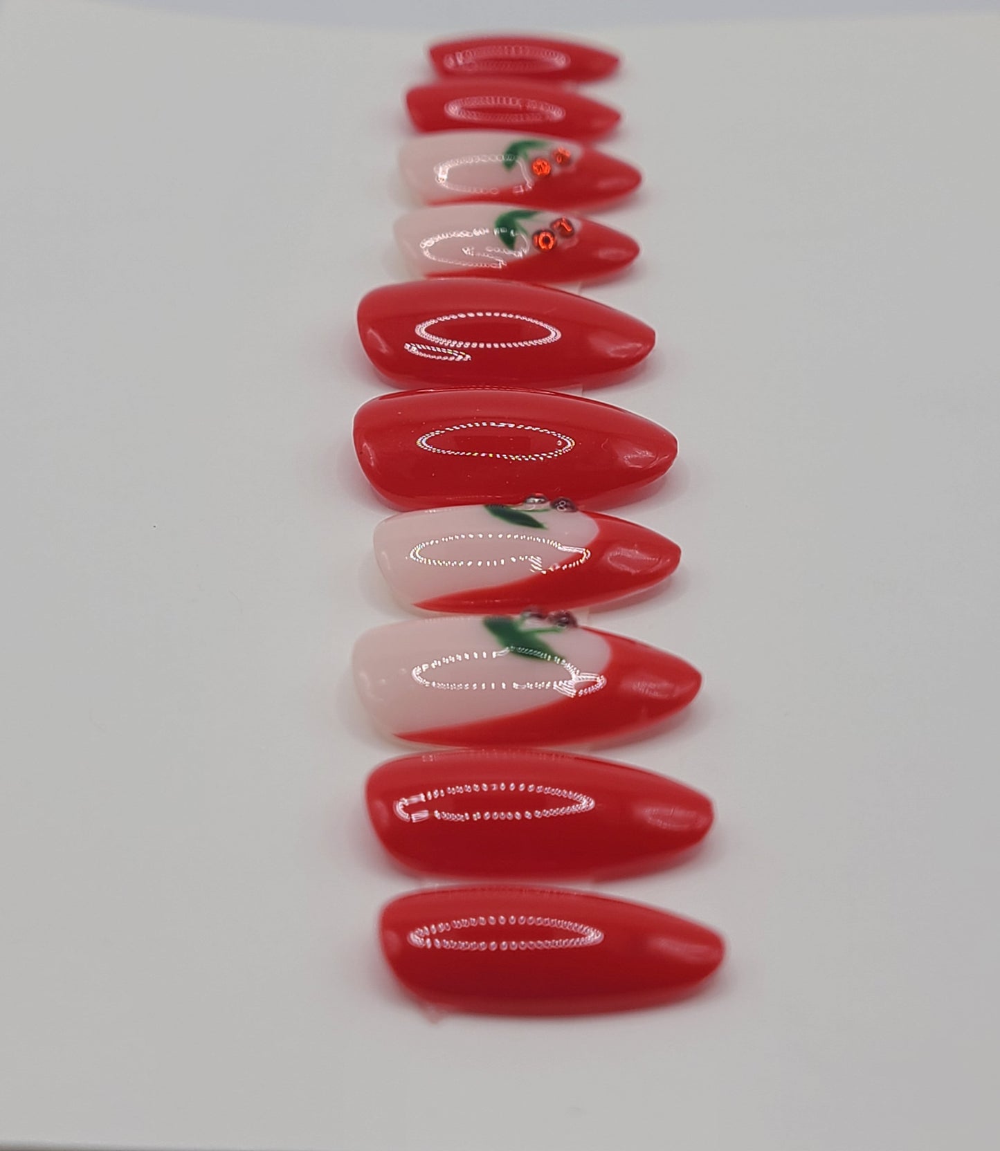 Cherry Kiss (10 pieces, Medium Almond Press on Nails)