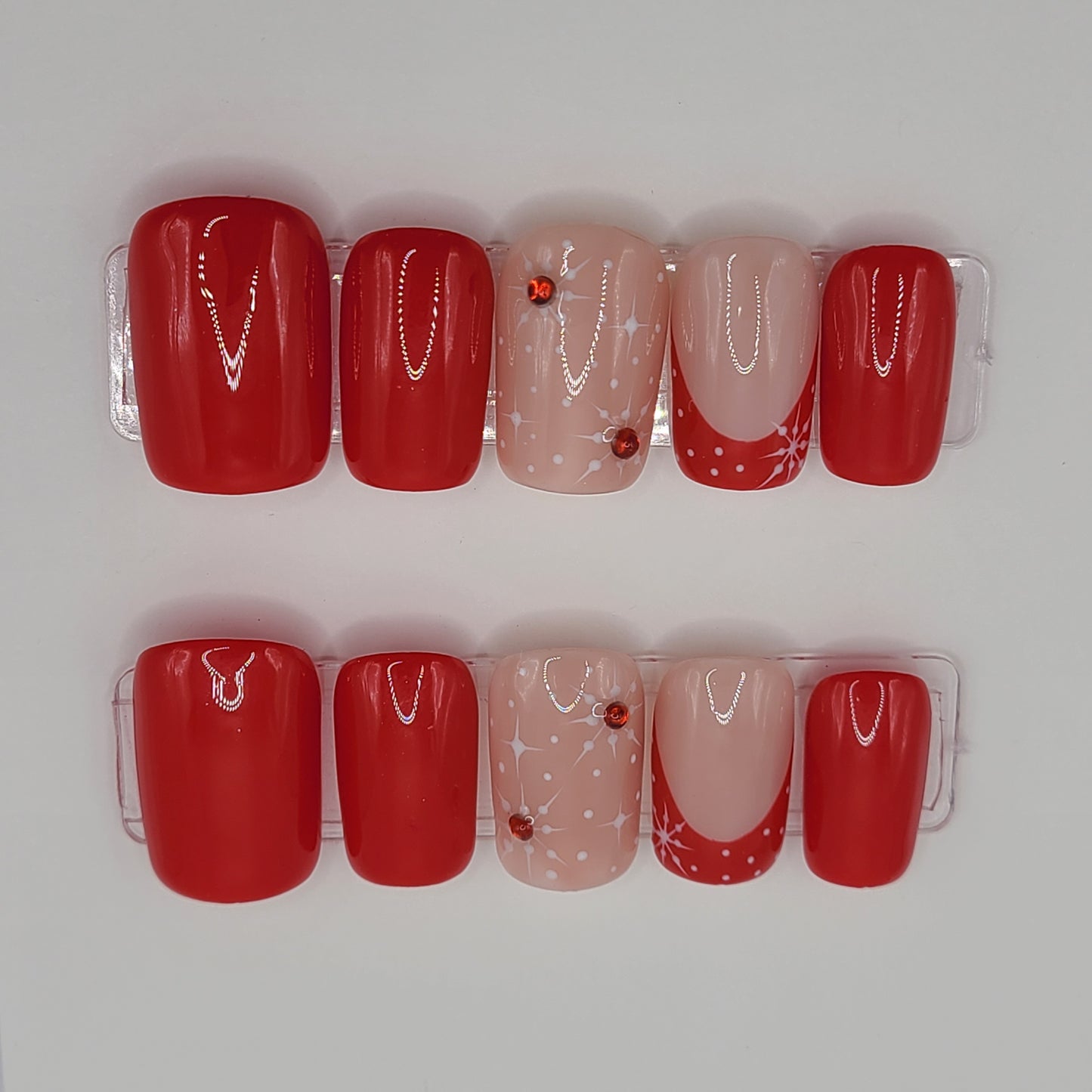 Crimson Snow Glow – Red with Snowflake Christmas (10 Piece Press-On Nails)