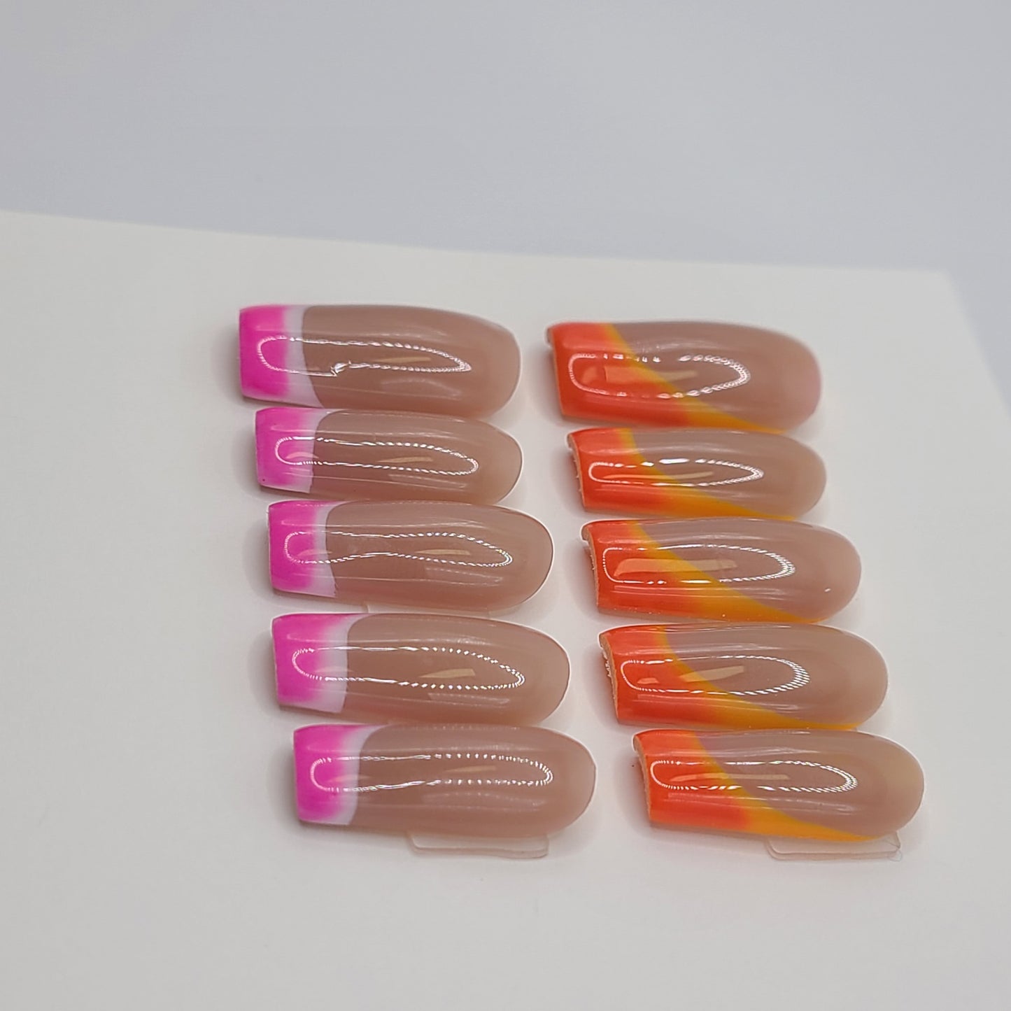 Dual Ombre Side French (20 pieces, Medium Square Press-On Nails)