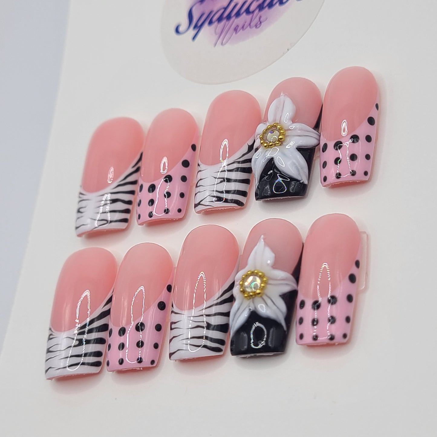 Urban Safari Medium Square Press-On Nails